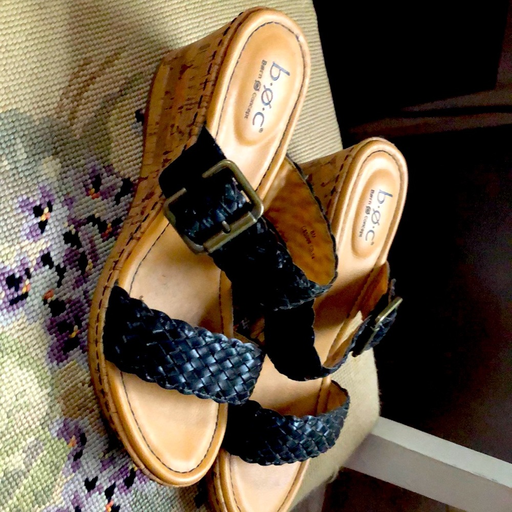 Born wedge sandals.  Very comfortable.